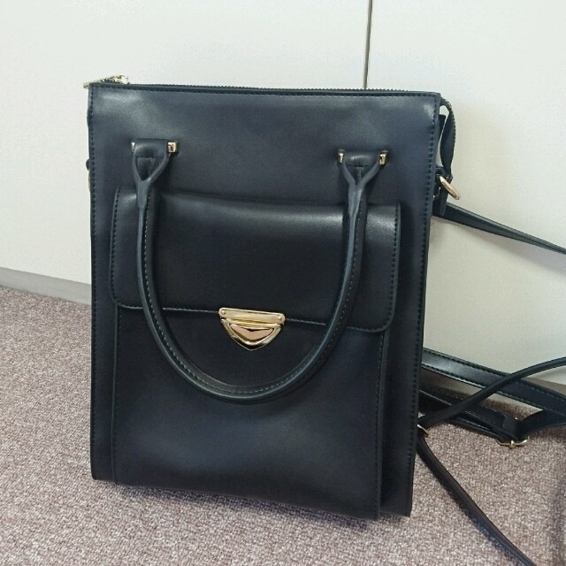 dazzlin(ダズリン)のdazzlin アウトポケットハードBAG レディースのバッグ(ショルダーバッグ)の商品写真