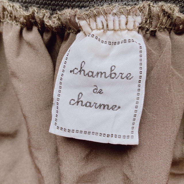 chambre de charme(シャンブルドゥシャーム)のchambre de charme 膝丈 チュールレース カーキ スカート F レディースのスカート(ひざ丈スカート)の商品写真