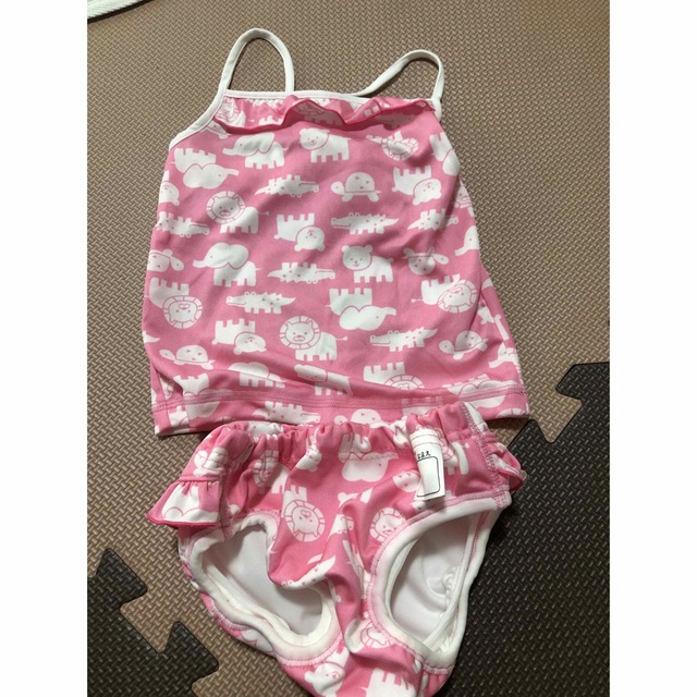 西松屋(ニシマツヤ)のベビー　水着　90 新品 キッズ/ベビー/マタニティのキッズ服女の子用(90cm~)(水着)の商品写真