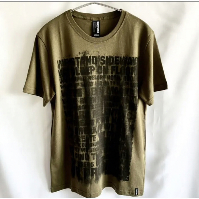 BURTON(バートン)の【新品】BURTON バートン フロントストリートウォール調プリントTシャツ② メンズのトップス(Tシャツ/カットソー(半袖/袖なし))の商品写真