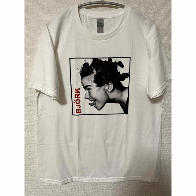 BJORK Tシャツ