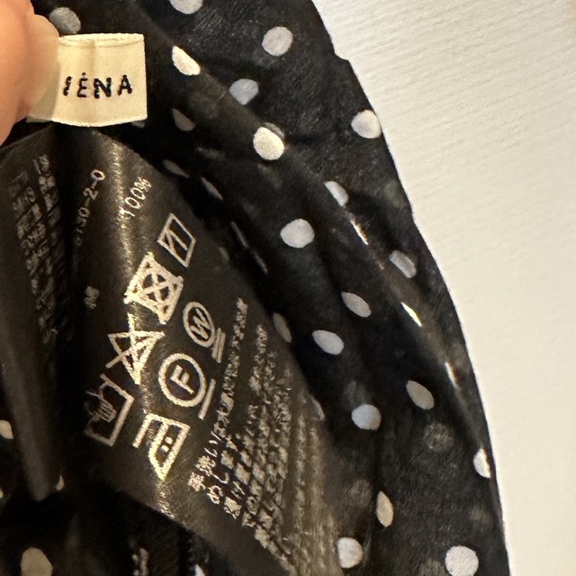 IENA(イエナ)のイエナ　ドットブラウス レディースのトップス(シャツ/ブラウス(長袖/七分))の商品写真