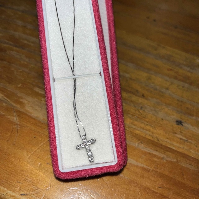 プラチナ クロスダイヤモンドネックレス 0,5ct.の通販 by もものり's