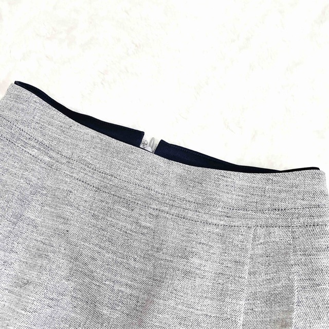 ROPE’(ロペ)の【極美品】ROPE ロペ タック タイトスカート ライトグレー 36 レディースのスカート(ロングスカート)の商品写真