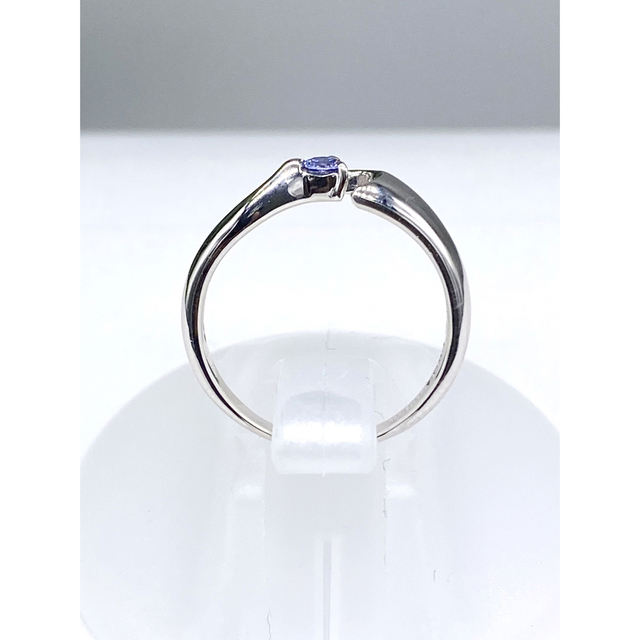 ベニトアイト 0.095ct P9WG リング 4