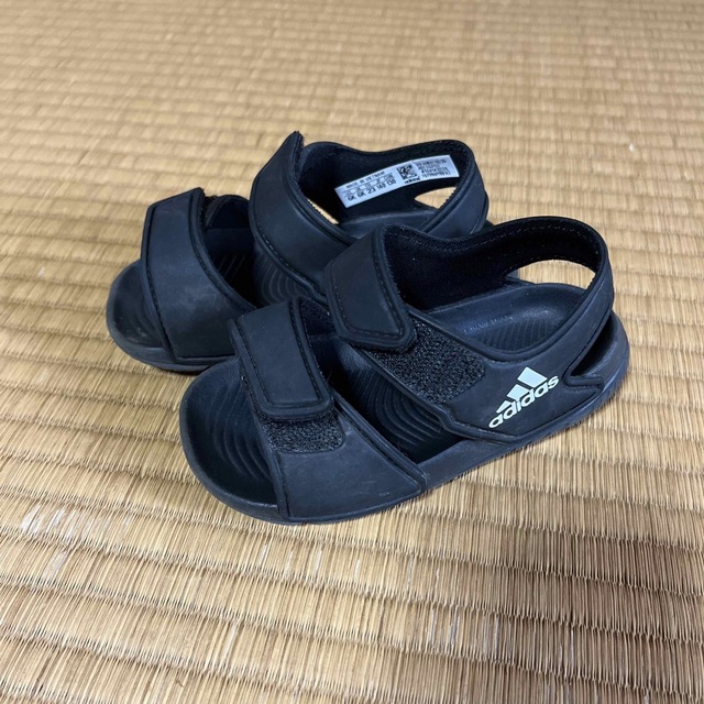 adidas(アディダス)のadidas サンダル キッズ/ベビー/マタニティのベビー靴/シューズ(~14cm)(サンダル)の商品写真