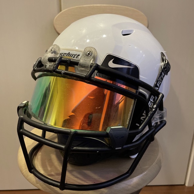 Schutt“Vengeance“Lサイズ 超軽量チタンフェイス・アイシールド付