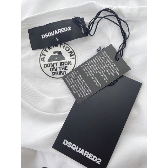 DSQUARED2(ディースクエアード)の【新品】DSQUARED2 ディースクエアード　ホワイト 半袖Tシャツ レディースのトップス(Tシャツ(半袖/袖なし))の商品写真