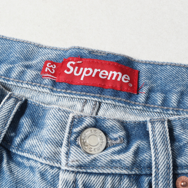 Supreme(シュプリーム)のSupreme シュプリーム パンツ サイズ:32 ウォッシュド デニム バギー ショーツ Baggy Denim Short 23SS ウォッシュドブルー クラシックロゴ 刺繍 ボトムス ショートパンツ【メンズ】 メンズのパンツ(ショートパンツ)の商品写真