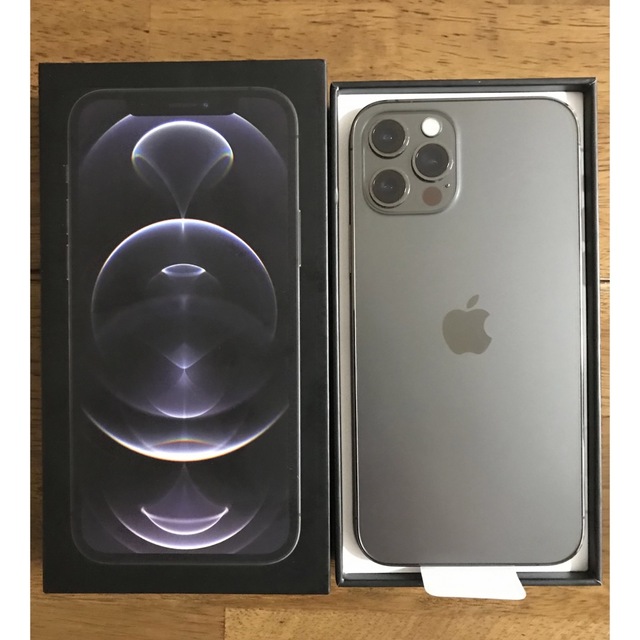 iPhone 12 Pro 256GB グラファイトSIMフリー【美品】の通販 by Rakuma ...