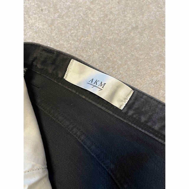 AKM(エイケイエム)のAKM エーケーエム コンテンポラリー ブラックデニム サイズ1 メンズのパンツ(デニム/ジーンズ)の商品写真