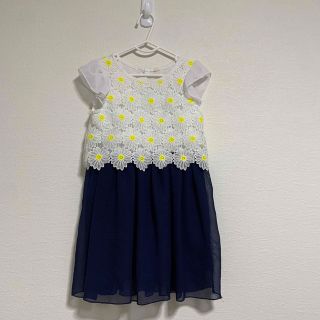 ニシマツヤ(西松屋)のお花刺繍ワンピース(ワンピース)