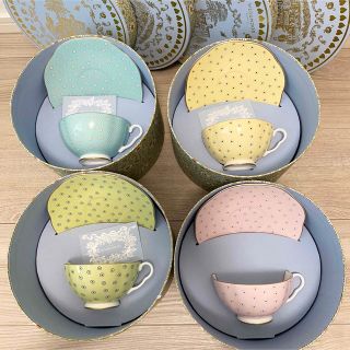 ウェッジウッド(WEDGWOOD)の【美品】WEDGWOOD ポルカドット ティーカップ ソーサー 4客セット(食器)