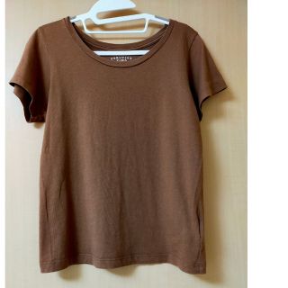 スローブイエナ(SLOBE IENA)のSLOBE　IENA　ペルビアンコットンクルーネックTシャツ　ブラウン(Tシャツ(半袖/袖なし))