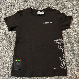 アディダス(adidas)のadidasTシャツ(Tシャツ/カットソー)