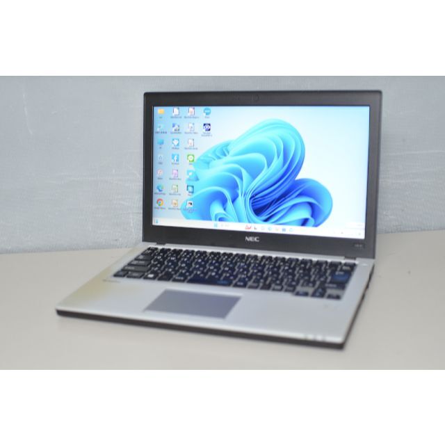 NEC PC-VK23LBZGR i3-6100U/爆速SSD256GBのサムネイル