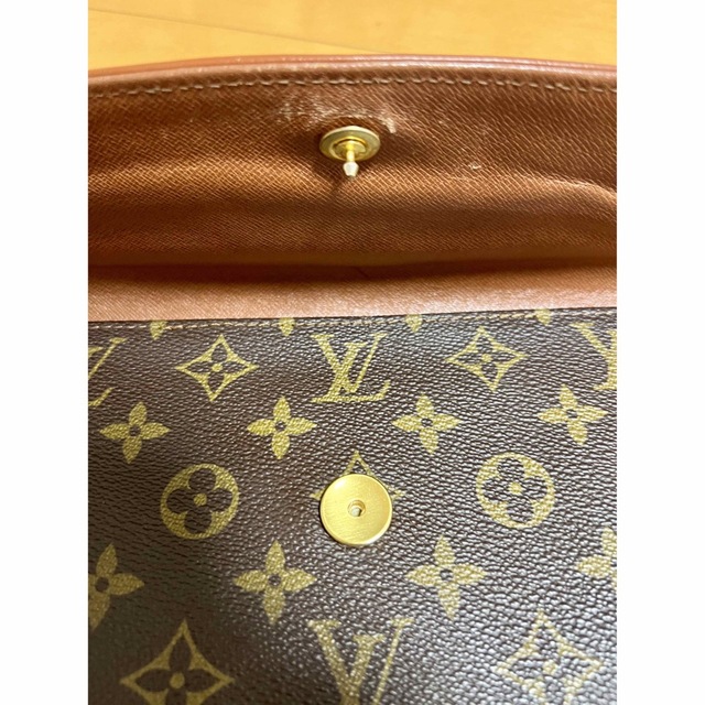 LOUIS VUITTON(ルイヴィトン)の＊お値下げ致しました＊ルイヴィトン　クラッチバッグ　ユニセックス メンズのバッグ(セカンドバッグ/クラッチバッグ)の商品写真