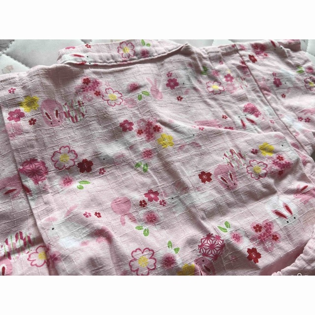 西松屋(ニシマツヤ)の【95cm キッズ甚平】日本製 西松屋 ピンク うさぎ キッズ/ベビー/マタニティのキッズ服女の子用(90cm~)(甚平/浴衣)の商品写真