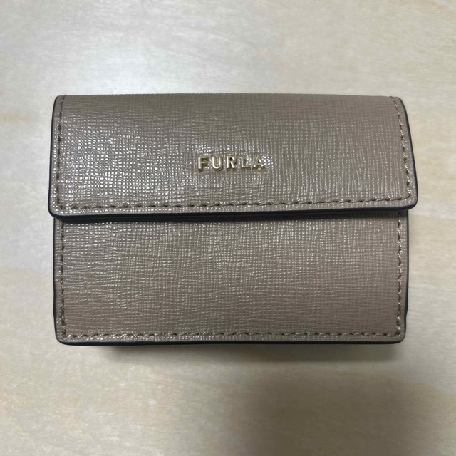 【美品】FURLA 3つ折り財布 ベージュ 1