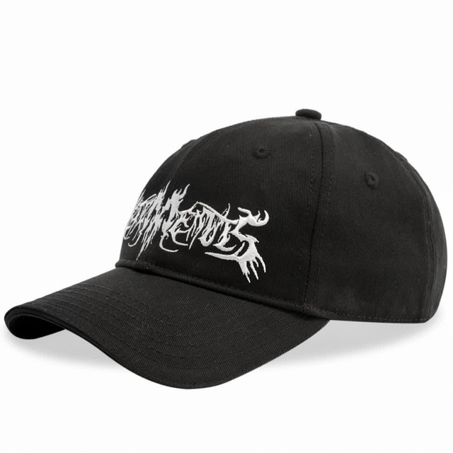 VETEMENTS(ヴェトモン)のvetements metal logo cap メンズの帽子(キャップ)の商品写真