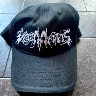 ヴェトモン(VETEMENTS)のvetements metal logo cap(キャップ)