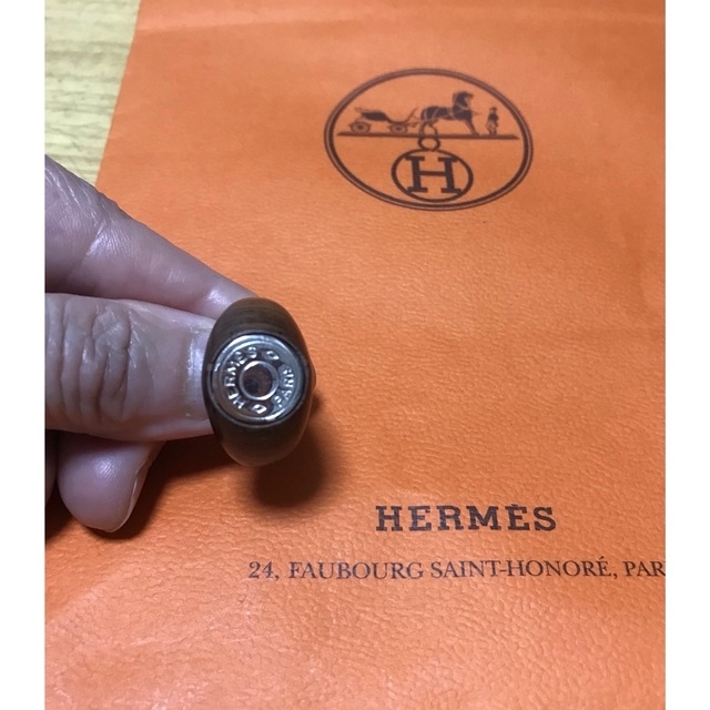 Hermes(エルメス)の再々、値下げ致しました。エルメスのウッドの指輪 レディースのアクセサリー(リング(指輪))の商品写真