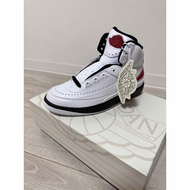 Jordan Brand（NIKE）(ジョーダン)のNike WMNS Air Jordan2 "Chicago"(2022) レディースの靴/シューズ(スニーカー)の商品写真