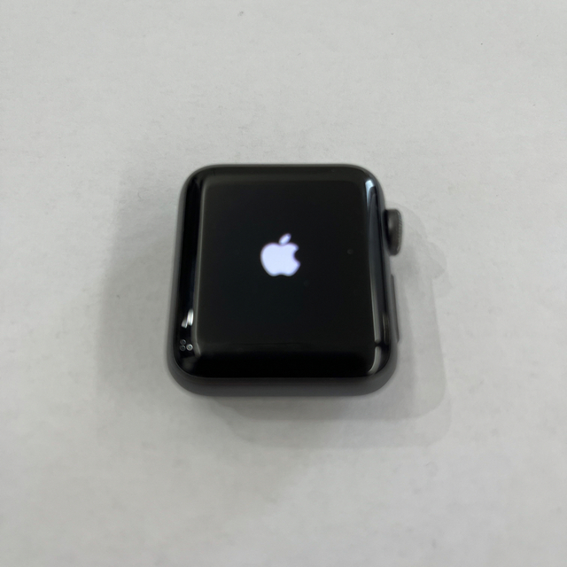 Apple Watch(アップルウォッチ)のApple Watch 3 38mm スペースグレイ　ジャンク品 メンズの時計(腕時計(デジタル))の商品写真