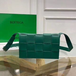 Bottega Veneta - 【早い者勝ち！】ボッテガヴェネタ カセットバッグの