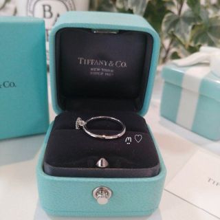 ティファニー TIFFANY&Co. Tトゥルー ダイヤ 0.31ct F/VS1/3EX 7号 リング Pt プラチナ 指輪【鑑定書付き】VLP 90193247