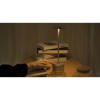 有名映画にも採用されたモダンデコルテランプBLACKorGOLDorSILBER(その他)