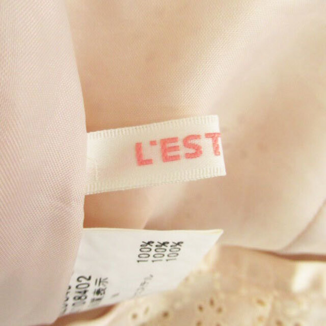 L'EST ROSE(レストローズ)のレストローズ フレアスカート ミモレ丈 アイレットレース M ピンクベージュ レディースのスカート(ひざ丈スカート)の商品写真