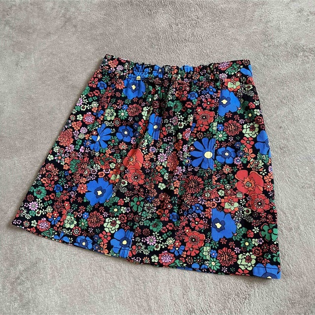 ZARA(ザラ)のZARA風 ミニスカート 花柄 カラフル ブルー レッド ブラウニースタンダード レディースのスカート(ミニスカート)の商品写真