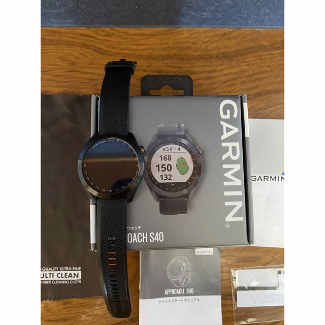 GARMIN(ガーミン)のGARMIN アプローチ S40 ブラック 付属品一式 スポーツ/アウトドアのゴルフ(その他)の商品写真