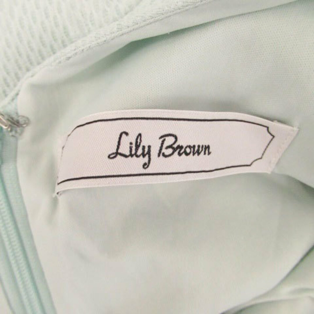 Lily Brown(リリーブラウン)のリリーブラウン ワンピース ラウンドネック 半袖 ミニ丈 花柄 F 水色 レディースのワンピース(ミニワンピース)の商品写真