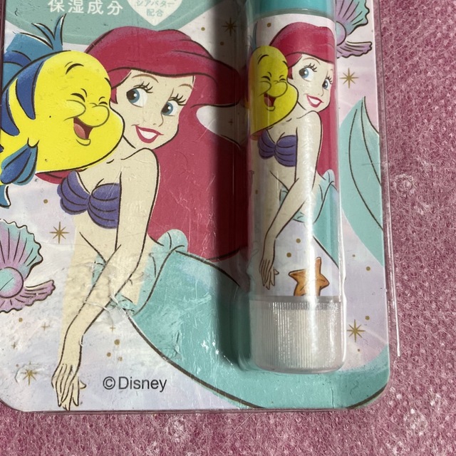 Disney(ディズニー)の新品！DSSリップクリーム　アリエル　Disney リトルマーメイド コスメ/美容のスキンケア/基礎化粧品(リップケア/リップクリーム)の商品写真