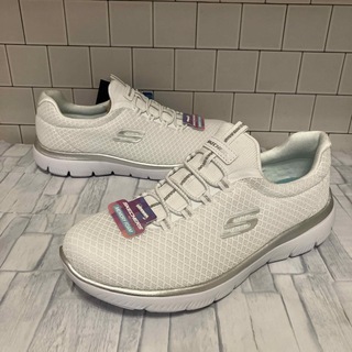 スケッチャーズ(SKECHERS)のスケッチャーズ　レディーススニーカー　スリッポン　白スニーカー　ウォーキング靴(スニーカー)