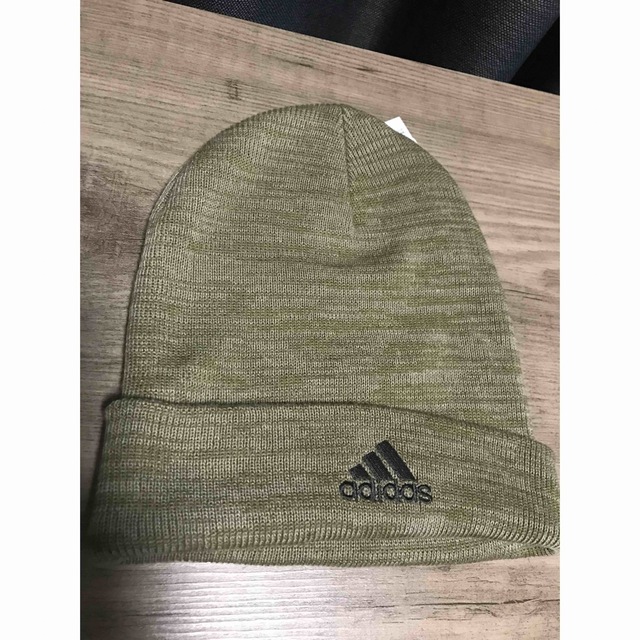 adidas(アディダス)のアディダス ニットキャップ メンズの帽子(ニット帽/ビーニー)の商品写真