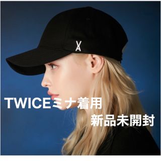 トゥワイス(TWICE)のVARZAR 496　公式品バザールキャップ　TWICE ミナ着用品(キャップ)