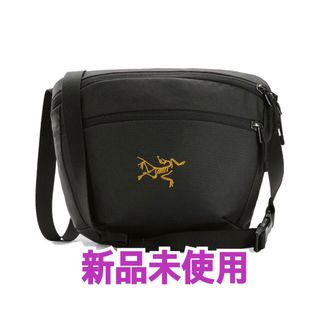 アークテリクス(ARC'TERYX)の【新品】アークテリクス　マンティス2 ショルダーバック　ブラック　ゴールド(ショルダーバッグ)