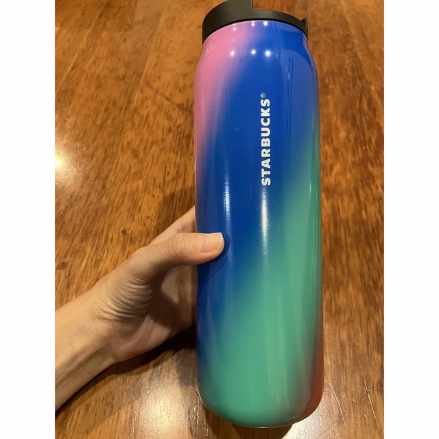 Starbucks(スターバックス)の【新品】ハワイ産スターバックス　レインボータンブラー　 インテリア/住まい/日用品のキッチン/食器(タンブラー)の商品写真