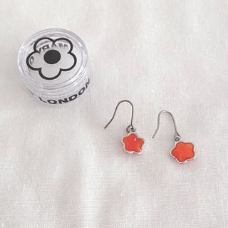 マリークワント(MARY QUANT)のMARY QUANT デイジー ピアス(ピアス)