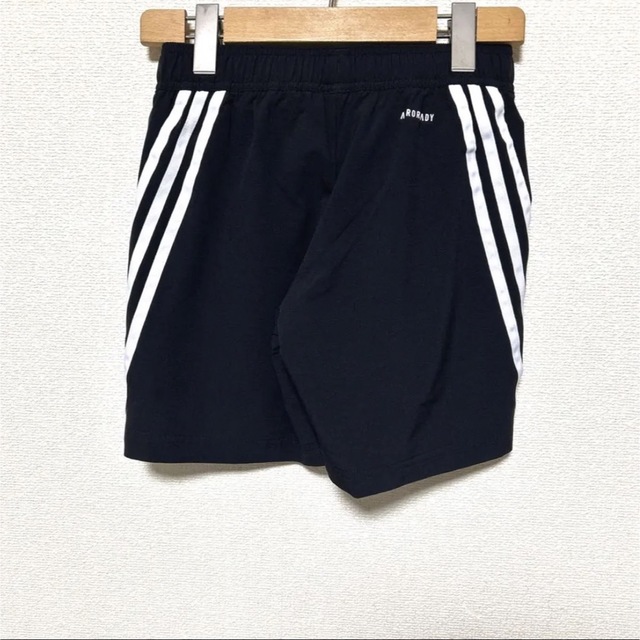 adidas(アディダス)の【新品】アディダス adidas 子供 キッズ パンツ キッズ/ベビー/マタニティのキッズ服男の子用(90cm~)(パンツ/スパッツ)の商品写真