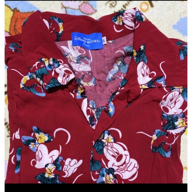 Disney(ディズニー)のディズニーリゾート　アロハシャツ　ミニーS レディースのトップス(シャツ/ブラウス(半袖/袖なし))の商品写真