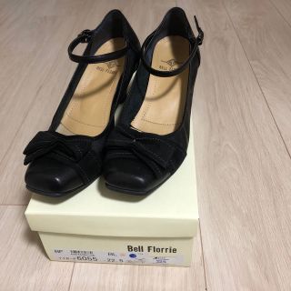 ベルフローリー(BELL FLORRIE)のBell Florrie パンプス　22.5㎝　ブラック(ハイヒール/パンプス)