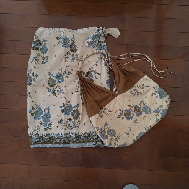 巻きスカート＆バッグ　バリ島バティック レディースのレディース その他(セット/コーデ)の商品写真