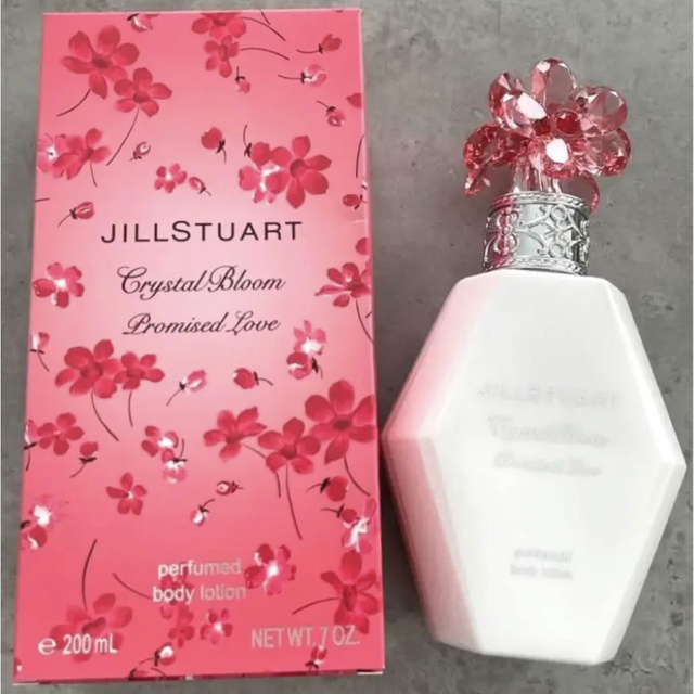 JILLSTUART(ジルスチュアート)のジルスチュアート クリスタルブルーム パフュームド ボディローション 200ml コスメ/美容のボディケア(ボディローション/ミルク)の商品写真