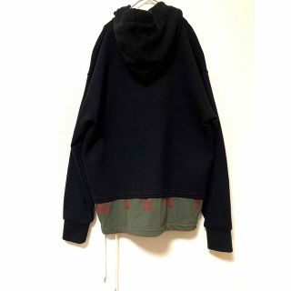 新品タグ付　MARNI  マルニ　ロゴパッチパーカー　ネイビー　36