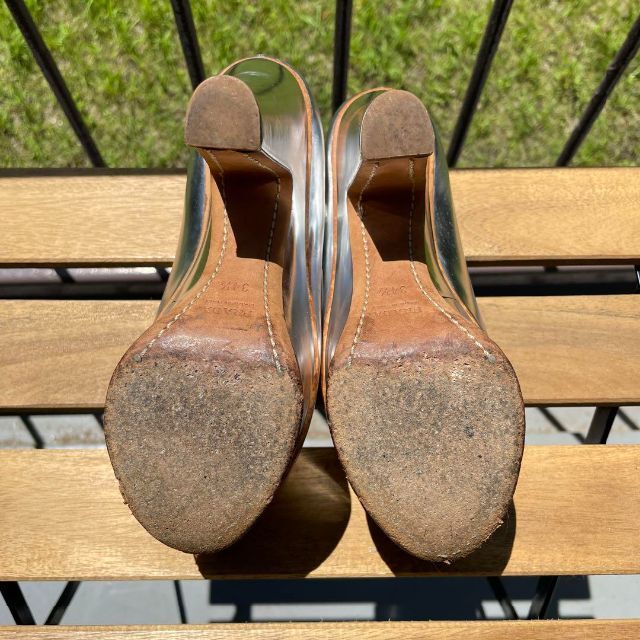 PRADA(プラダ)のPRADA プラダ 厚底 パンプス シルバー 22 ストラップ 美脚 レディースの靴/シューズ(ハイヒール/パンプス)の商品写真