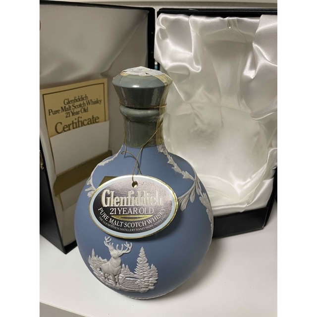 WEDGWOOD(ウェッジウッド)の未開封。　Glenfiddich 21年　ウェッジウッド　お酒中古 食品/飲料/酒の酒(ウイスキー)の商品写真